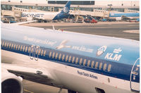 PH-BXR @ EHAM - KLM , special logo on fuselage.
=The World is Just a Click Away= 
Old Colour scheme - by Henk Geerlings