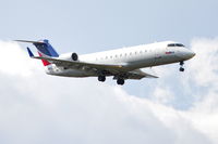 N412SW @ KORD - SkyWest Canadair CL-600-2B19 Regional Jet CRJ-200ER, N412SW RWY 10 approach KORD. - by Mark Kalfas