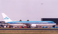 PH-BZD @ EHAM - KLM - by Henk Geerlings
