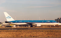 PH-BZF @ EHAM - KLM - by Henk Geerlings