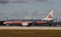 N838NN @ KMIA - Boeing 737-800 - by Mark Pasqualino