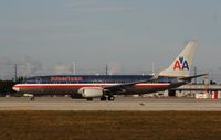 N805NN @ KMIA - Boeing 737-800 - by Mark Pasqualino