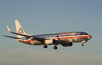 N872NN @ KMIA - Boeing 737-800 - by Mark Pasqualino