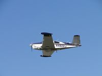 N4822J @ POC - Airbourne and climbing out - by Helicopterfriend