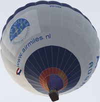 PH-LOX @ GOIRLE - Ad Ballon Cup 2012 Goirle - by ghans