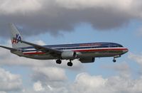N881NN @ KMIA - Boeing 737-800 - by Mark Pasqualino