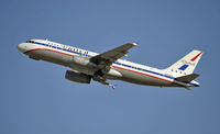 N475UA @ KLAX - Departin LAX on 25R - by Todd Royer