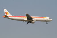 EC-ILP @ EBBR - Flight IB3206 is descending to RWY 02