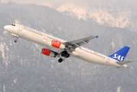 LN-RKI @ LOWI - Scandinavian - by Martin Nimmervoll