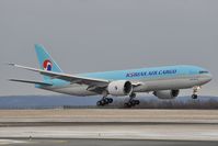 HL8251 @ LOWW - Korean Air Boeing 777-200 - by Dietmar Schreiber - VAP