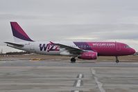 HA-LPE @ LOWW - Wizzair Airbus 320 - by Dietmar Schreiber - VAP