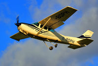 G-BOPH @ BREIGHTON - Gear going up!