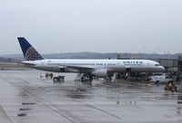 N573UA @ KDCA - Boeing 757-200 - by Mark Pasqualino