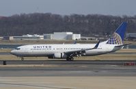 N14250 @ KDCA - Boeing 737-800