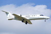 N30AB @ KSAT - On approach 12R - by RWB
