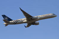 N722TW @ LAX - Delta Air Lines Skyteam N722TW (FLT DAL2362) climbing out from RWY 7L en route to John F Kennedy Int'l (KJFK).