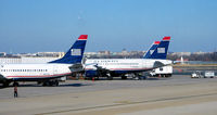 N724UW @ KDCA - DCA, VA - by Ronald Barker