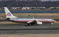 N907AN @ KDCA - Boeing 737-800 - by Mark Pasqualino