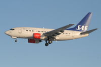 LN-RPB @ EBBR - Arrival of flight SK589 to RWY 25L