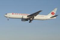 C-GLCA @ EBBR - Arrival of flight AC832 to RWY 25L - by Daniel Vanderauwera
