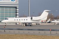 N212LF @ LOWW - Gulftream 4 - by Andy Graf-VAP