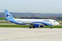 XA-TLC @ KSAT - Taxiing to parking