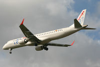 EC-LEK @ LEPA - Arriving