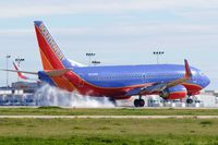 N630WN @ KSAT - Touching down on 21.