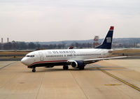 N455UW @ KDCA - Taxi DCA, VA - by Ronald Barker