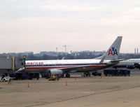 N922AN @ KDCA - DCA, VA - by Ronald Barker