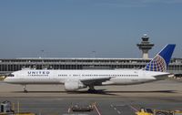 N566UA @ KIAD - Boeing 757-200 - by Mark Pasqualino