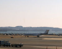 N101MH @ KDCA - Taxi DCA - by Ronald Barker
