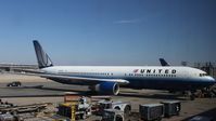 N655UA @ KIAD - Boeing 767-300 - by Mark Pasqualino