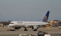 N569UA @ KORD - Boeing 757-200 - by Mark Pasqualino