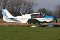 G-BIHD @ EGSV - Visiting
