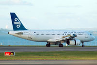 ZK-OJF @ NZAA - At Auckland - by Micha Lueck
