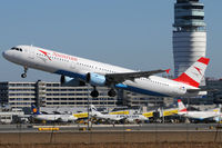 OE-LBE @ VIE - Austrian Airlines - by Chris Jilli