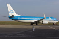 PH-BXI @ EGSH - Being towed to KLM Engineering.