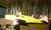 G-AEEG - Booker C1972 - by Lee Mullins