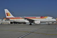 EC-ILR @ LOWW - Iberia Airbus A320 - by Dietmar Schreiber - VAP