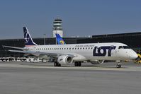 SP-LND @ LOWW - LOT Embraer 195 - by Dietmar Schreiber - VAP