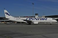 OH-LKP @ LOWW - Finnair Embraer 190 - by Dietmar Schreiber - VAP