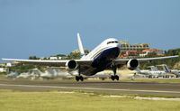 N673BF @ TNCM - N673BF