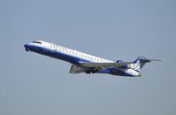 N772SK @ KLAX - Departing LAX on 25R - by Todd Royer