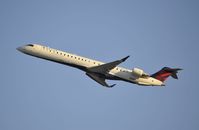 N823SK @ KLAX - Departing LAXon 25R - by Todd Royer