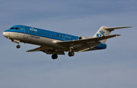 PH-KZK @ EGSH - arriving at EGSH.