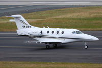 VP-CWW @ EDDL - Premier I c/n RB-074 - by Loetsch Andreas