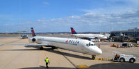 N932DN @ KDCA - DCA, VA - by Ronald Barker