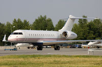 N799WW @ LOWW - Worldwide Services Inc - by Loetsch Andreas
