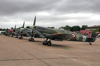 G-ASJV @ EGSU - Spitfire lineup
